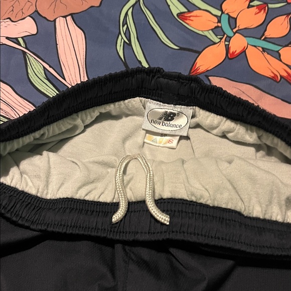 New Balance cotton lined to the knee track pants - Picture 4 of 6